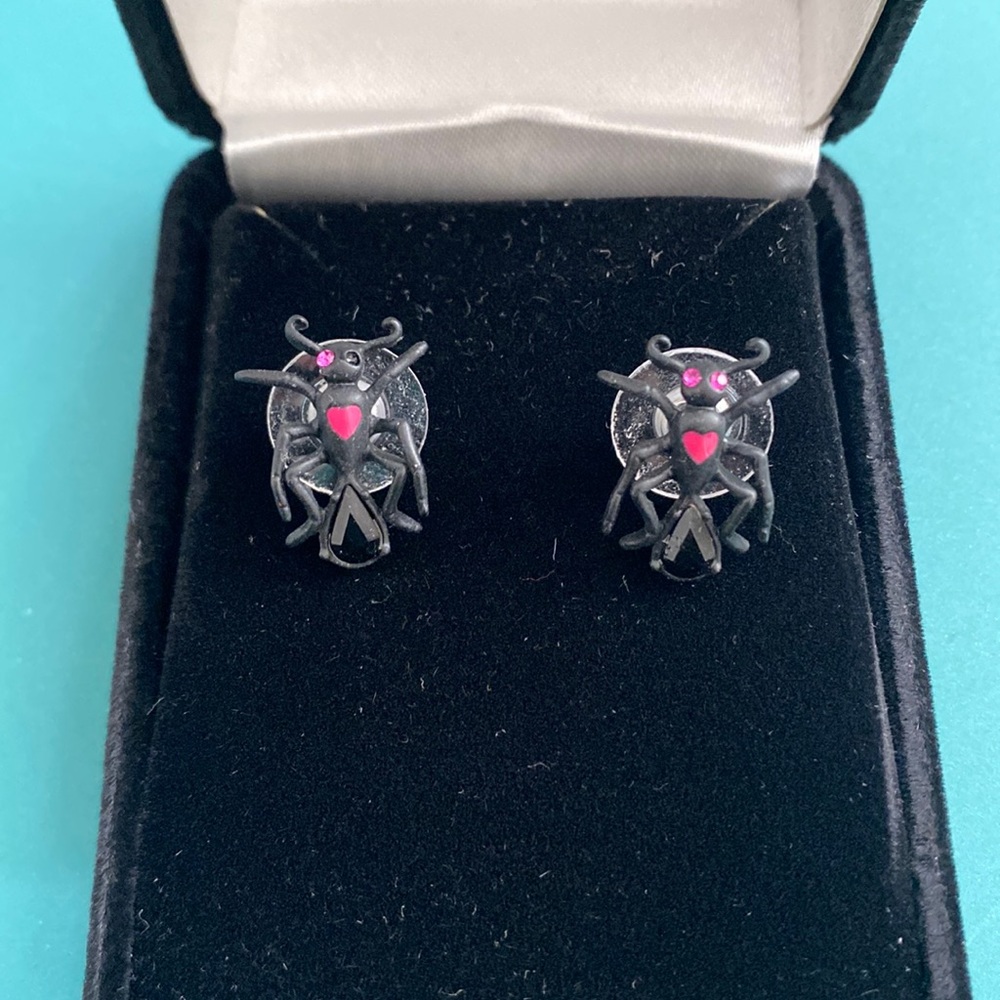 Tiny Spider Studs